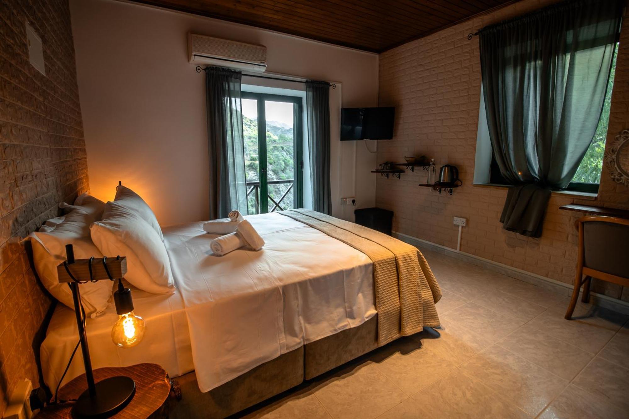 Hotel Pine View Boutique Adults Only Saittas